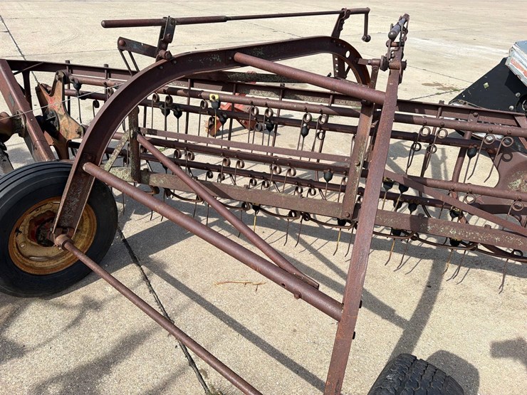 new-holland-55-image-4