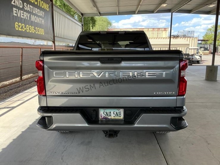 2020-chevrolet-silverado-1500-image-6