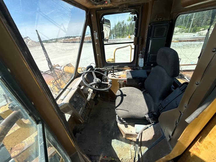 caterpillar-988-image-121