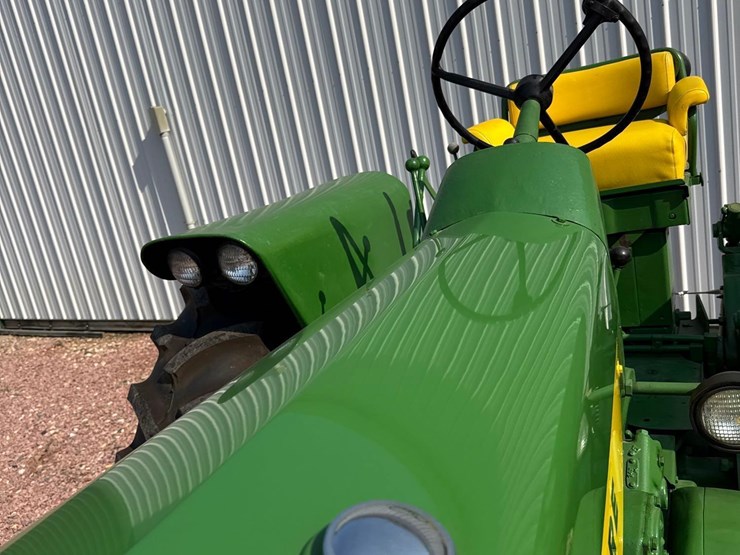 john-deere-630-image-15