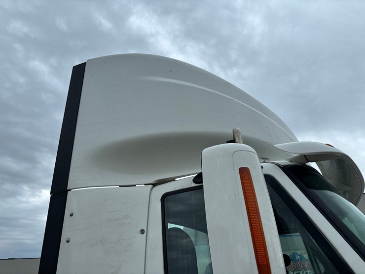 2015-international-prostar-image-29