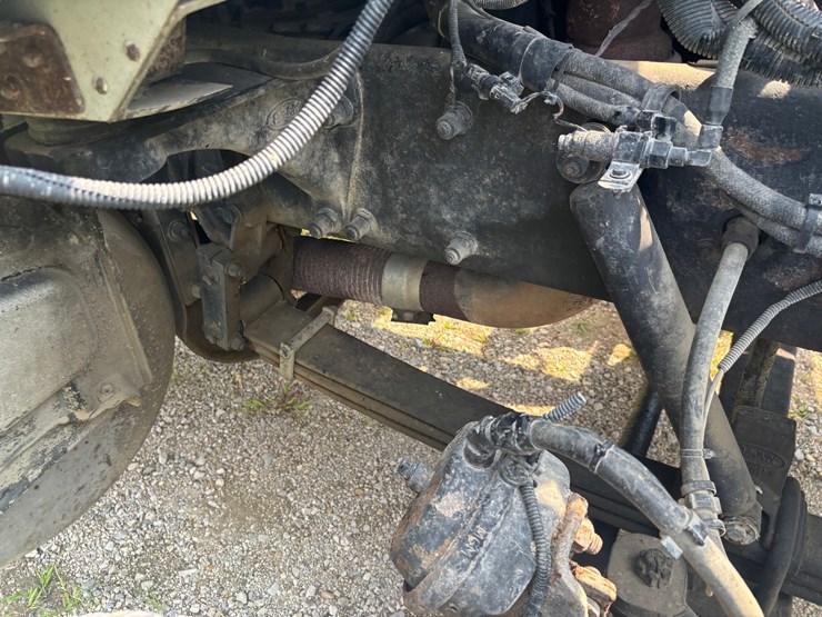 #2289-•-2006-peterbilt-tandem-axle-dump-truck-image-88