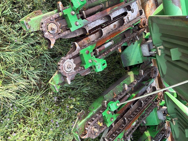 2009-john-deere-608c-image-30