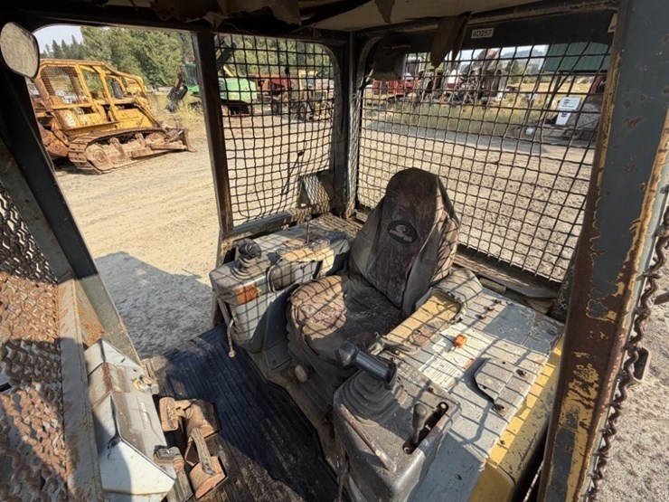 2004-komatsu-d39ex-21-image-32