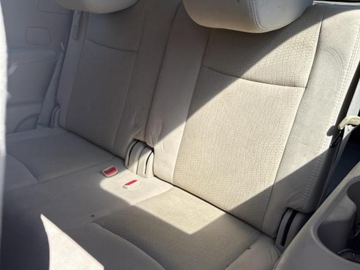 2015-nissan-pathfinder-image-11