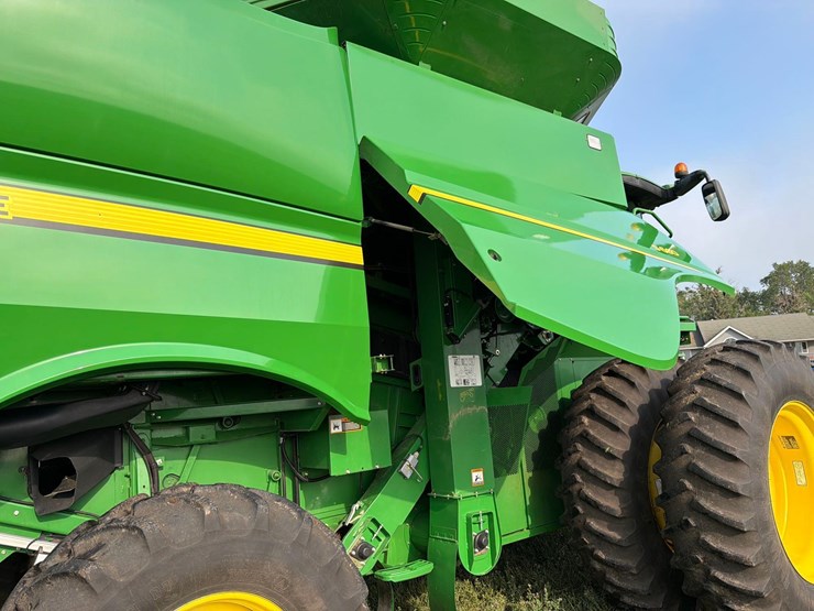 2013-john-deere-s660-image-60