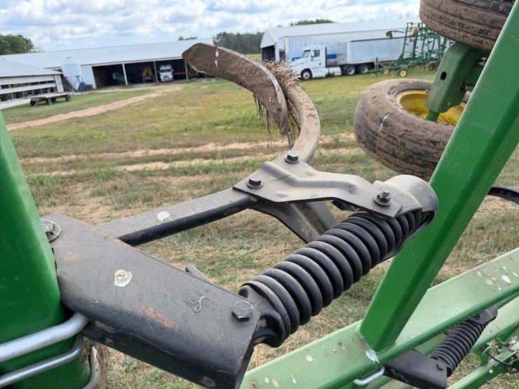 john-deere-2430-image-56