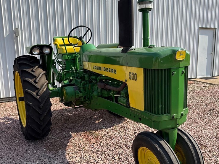 john-deere-530-image-3