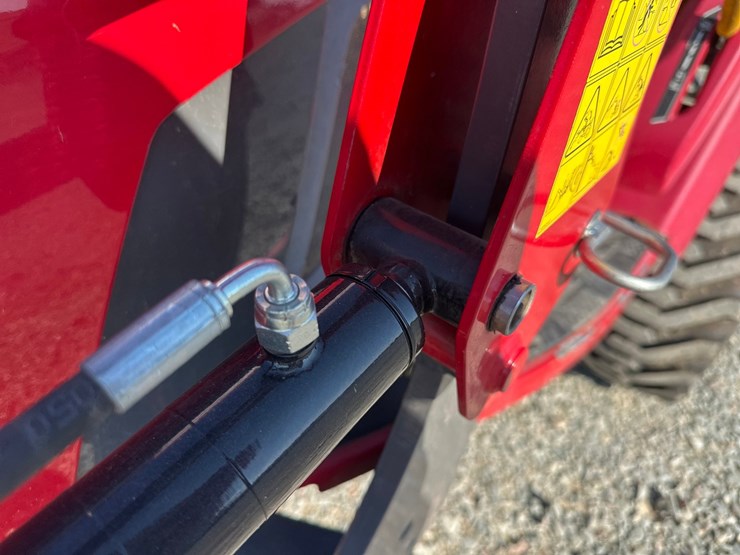 2021-massey-ferguson-1805-image-13