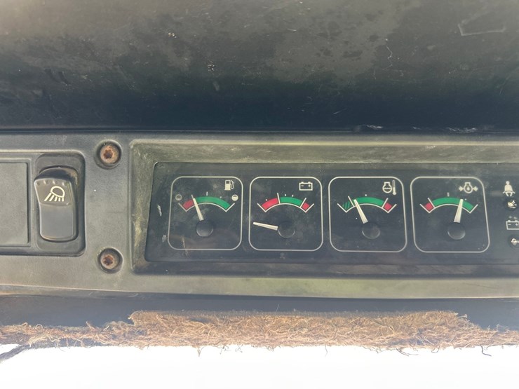 john-deere-250-image-35