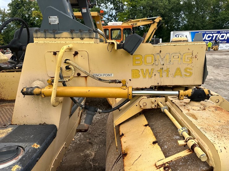 bomag-bw11as-image-12