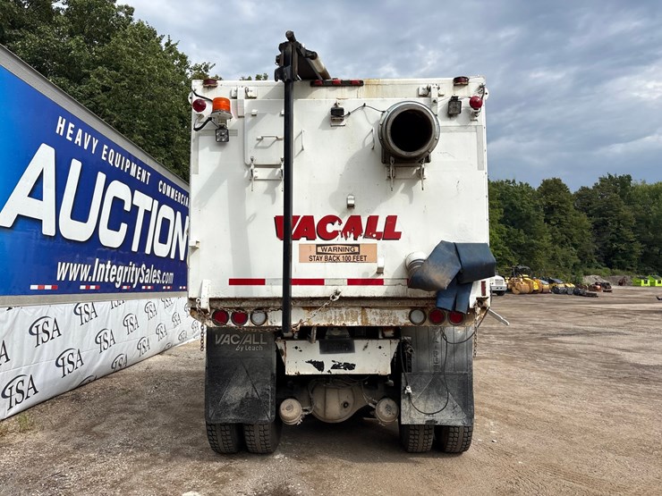 1990-peterbilt-320-image-4