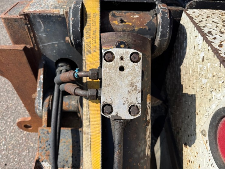 #2470-•-2002-tor-truck-dr-4280-crane-truck-image-36