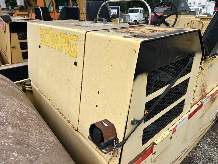 bomag-bw11as-image-23