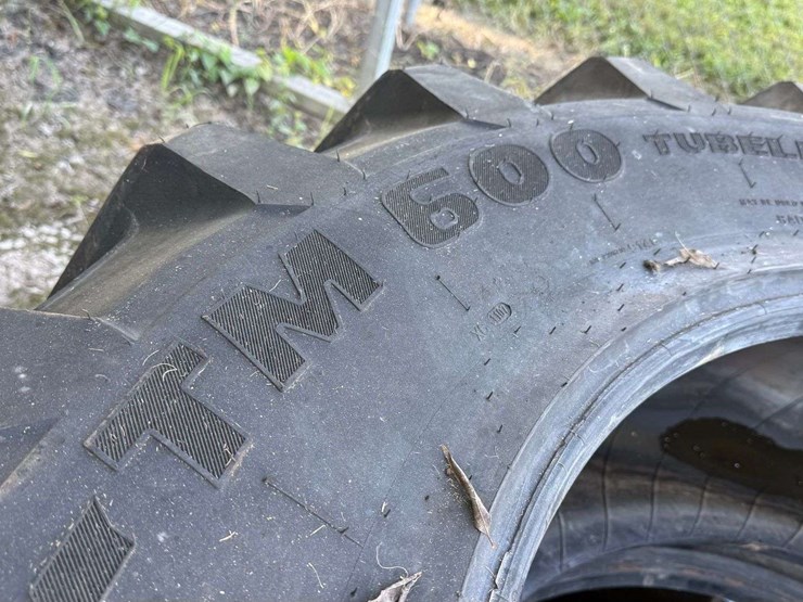 pirelli-tractor-tires-(2)-420/85r34-image-3