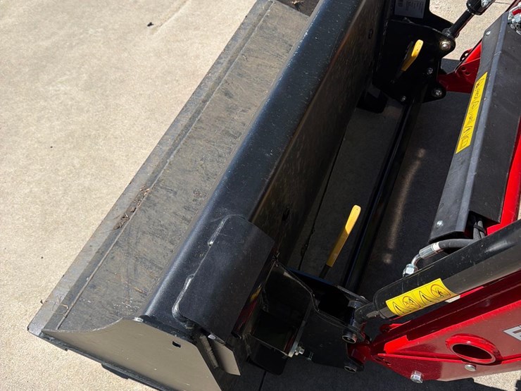 2021-massey-ferguson-4-image-14