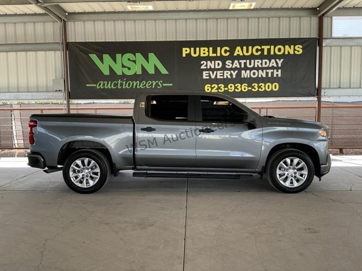 2020-chevrolet-silverado-1500-image-1