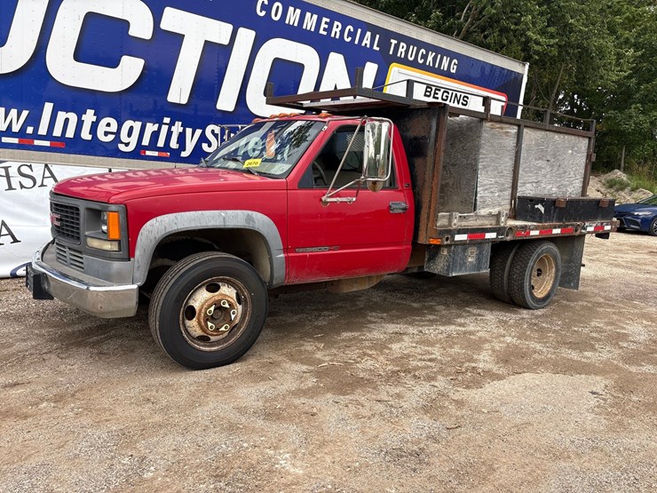 2000-gmc-3500-image-1