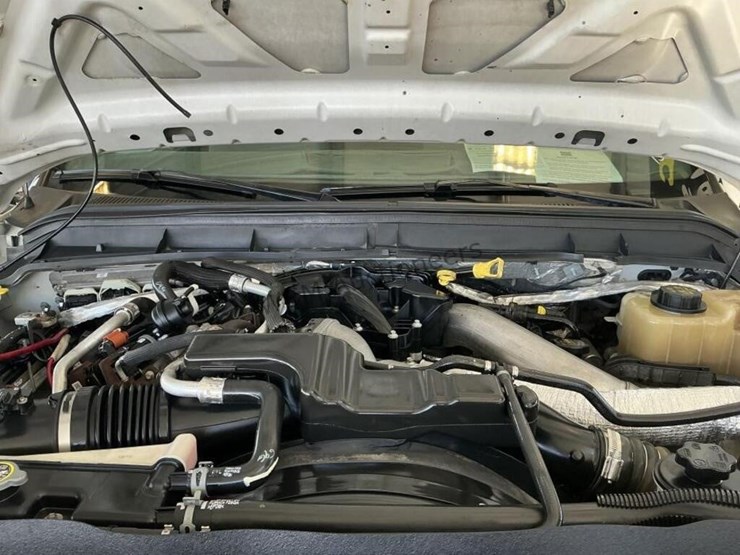 2014-ford-f550-image-14