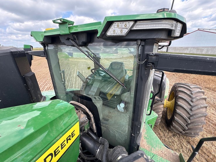 2022-john-deere-640-image-52