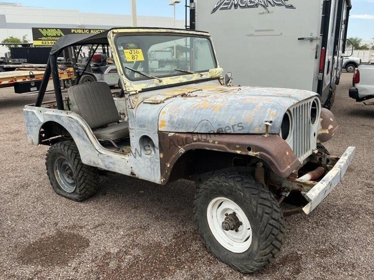 1967-jeep-suv-image-3