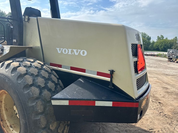 #2795-•-volvo-pro-pac-115-single-drum-compactor-image-28