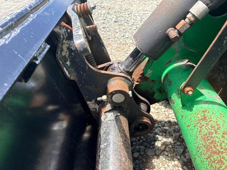 2019-bobcat-t550-image-13