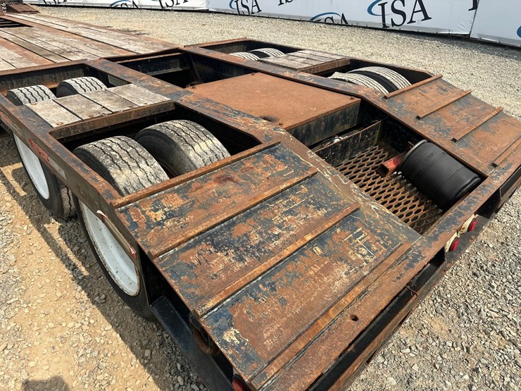 #61385-•-1995-nelson-mfg.-tandem-axle-lowboy-trailer-image-25