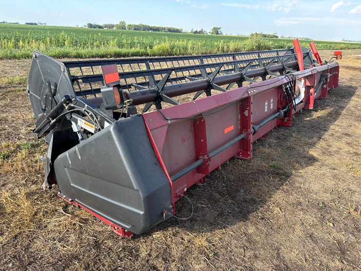 2005-case-ih-1020-image-3
