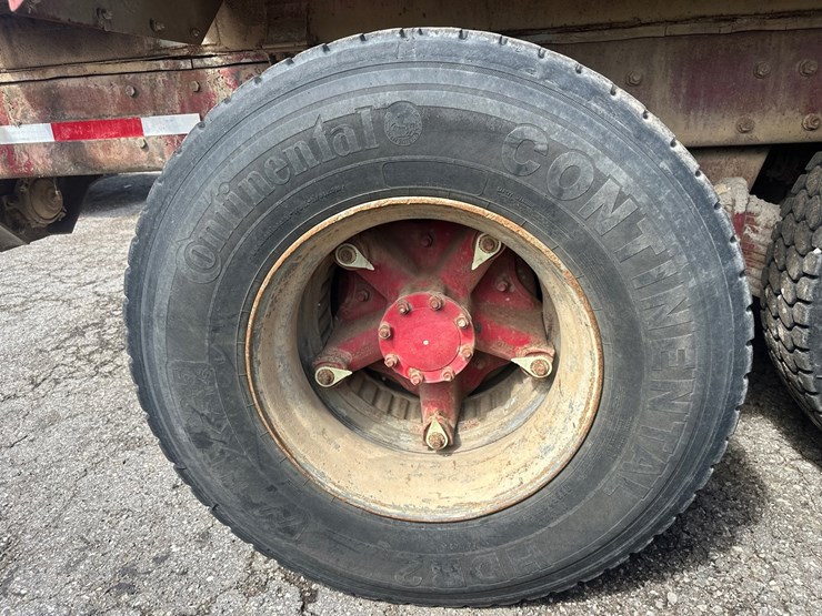 mack-rd690s-image-68