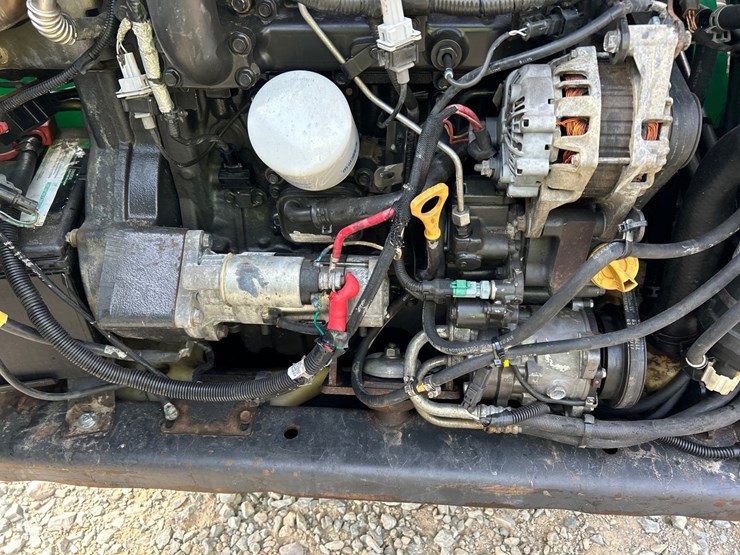 2017-bobcat-t550-image-34