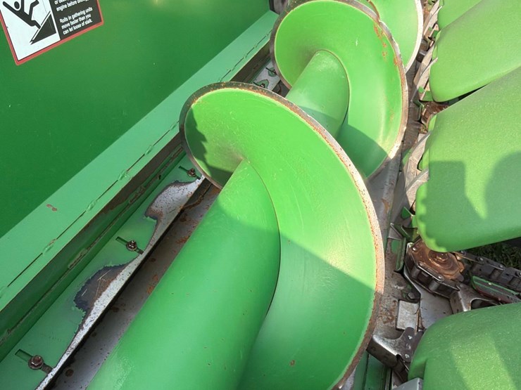 2009-john-deere-608c-image-36