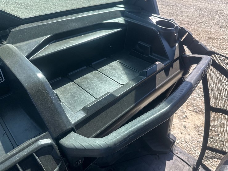 #5302-•-2022-canam-defender-4x4-utv-image-24
