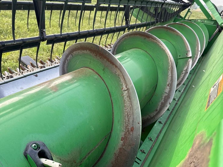 2009-john-deere-635f-image-30