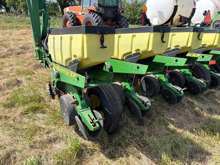 john-deere-1760-image-28