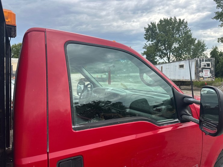 2001-ford-f450-image-21