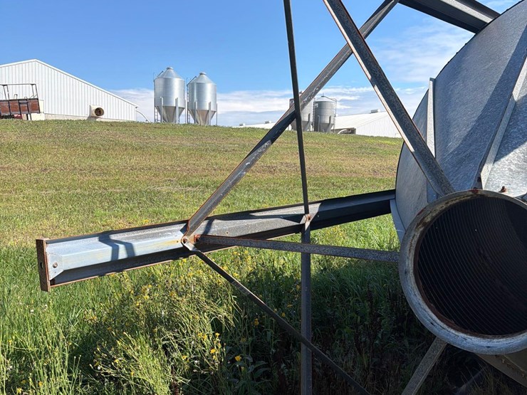 hog-slat-15-ton-bulk-bin-image-11