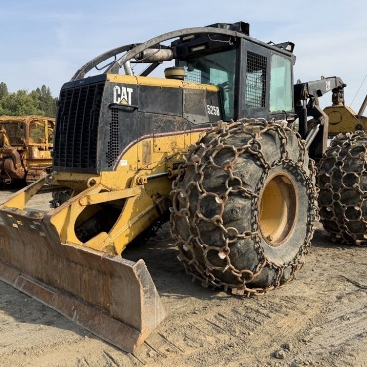 2002 CATERPILLAR 525B