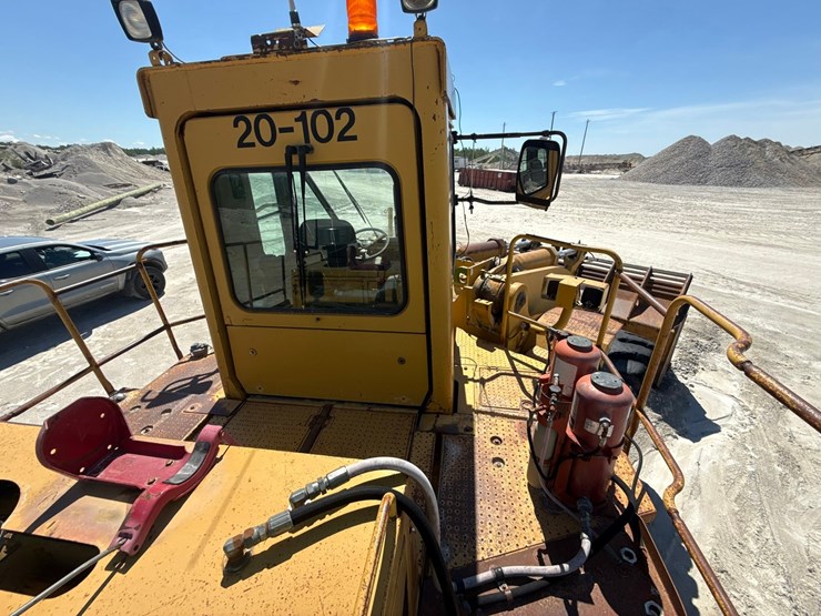 caterpillar-988-image-105