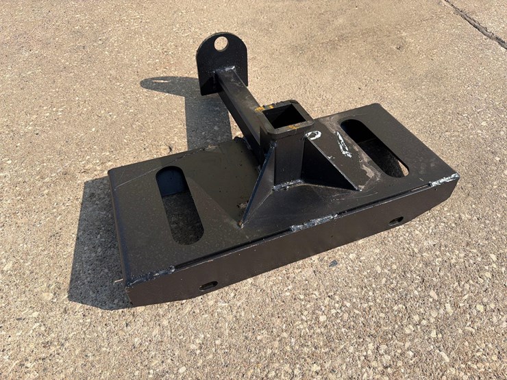 heavy-duty-mini-skidloader-gooseneck-receiver-hitch-back-plate-image-1