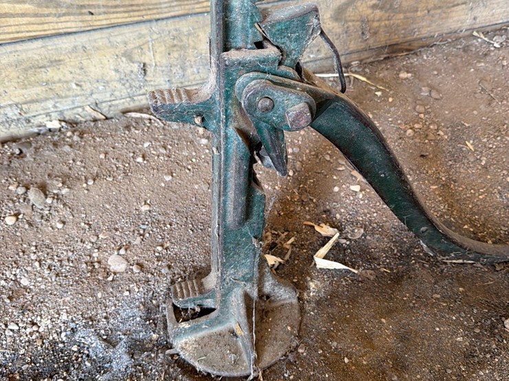 jack-stand-image-1