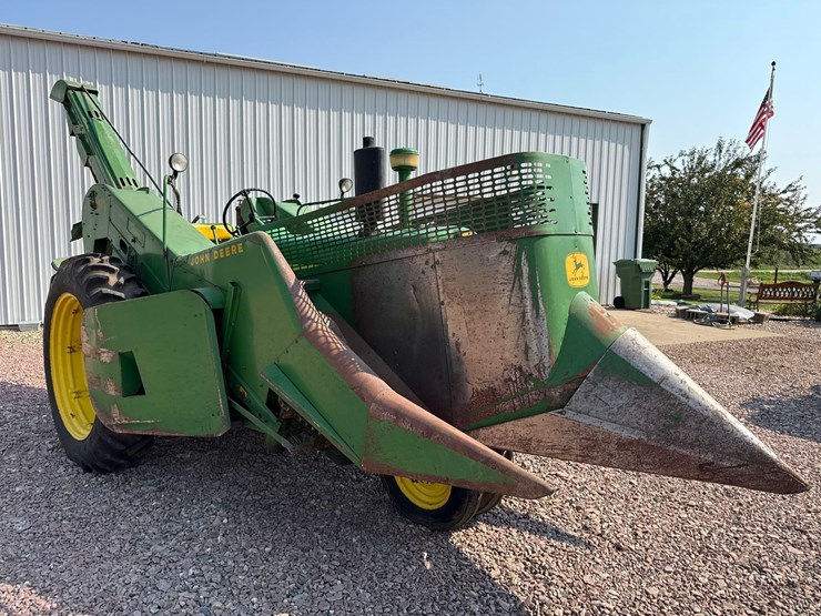 john-deere-630-image-2