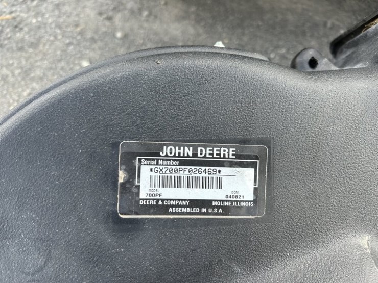 john-deere-1025r-image-10