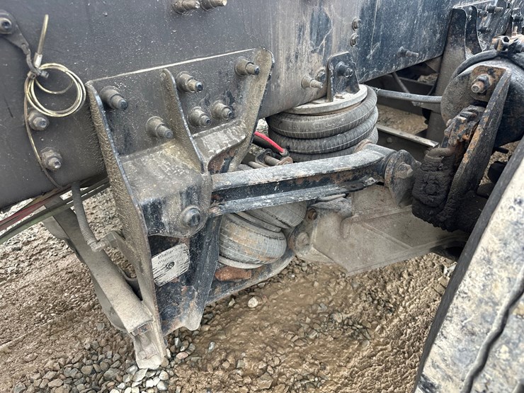 #61413-•-2013-mack-gu713-quad-axle-dump-truck-image-72