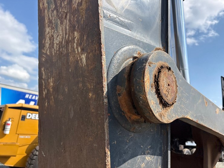 deere-250g-lc-image-51