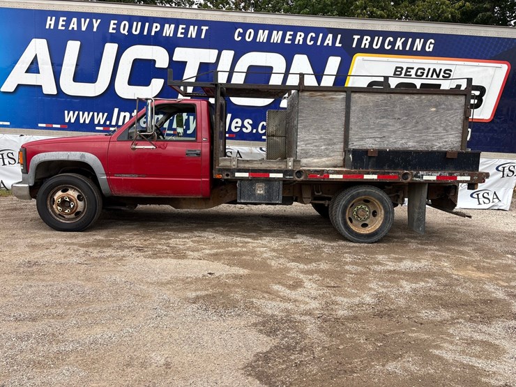 2000-gmc-3500-image-2