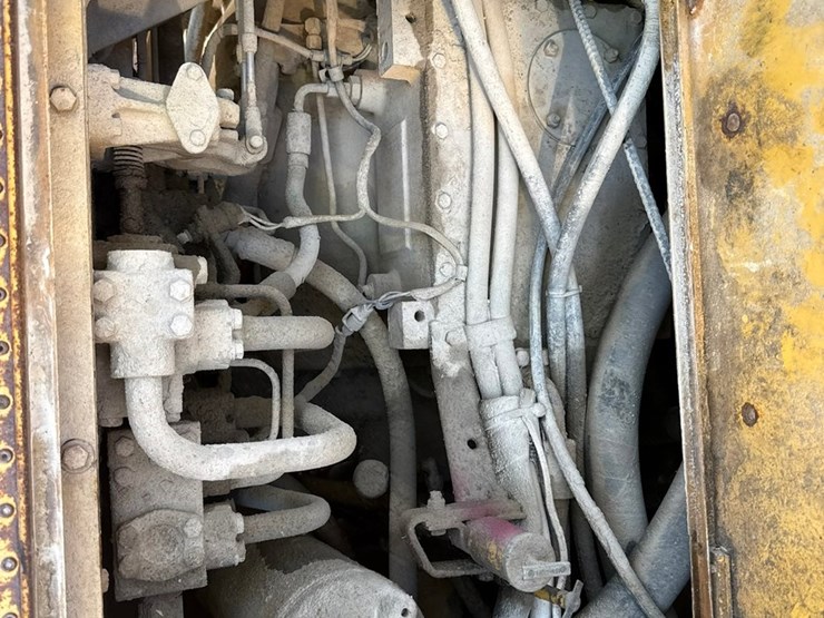 caterpillar-988-image-117