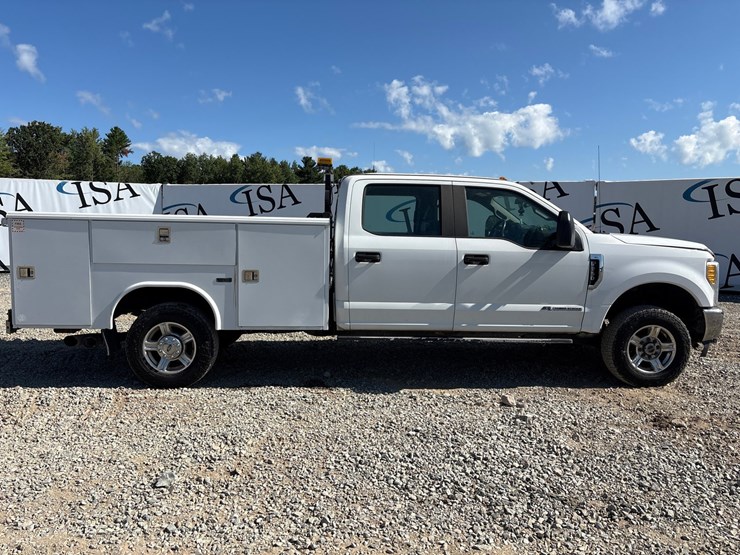 2017-ford-f350-image-6