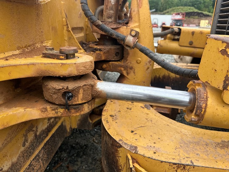 caterpillar-d6k-lgp-image-22