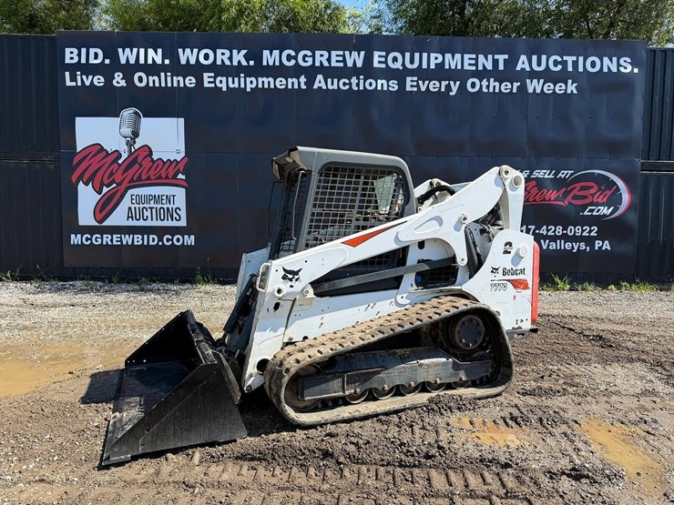 2017-bobcat-t770-image-1